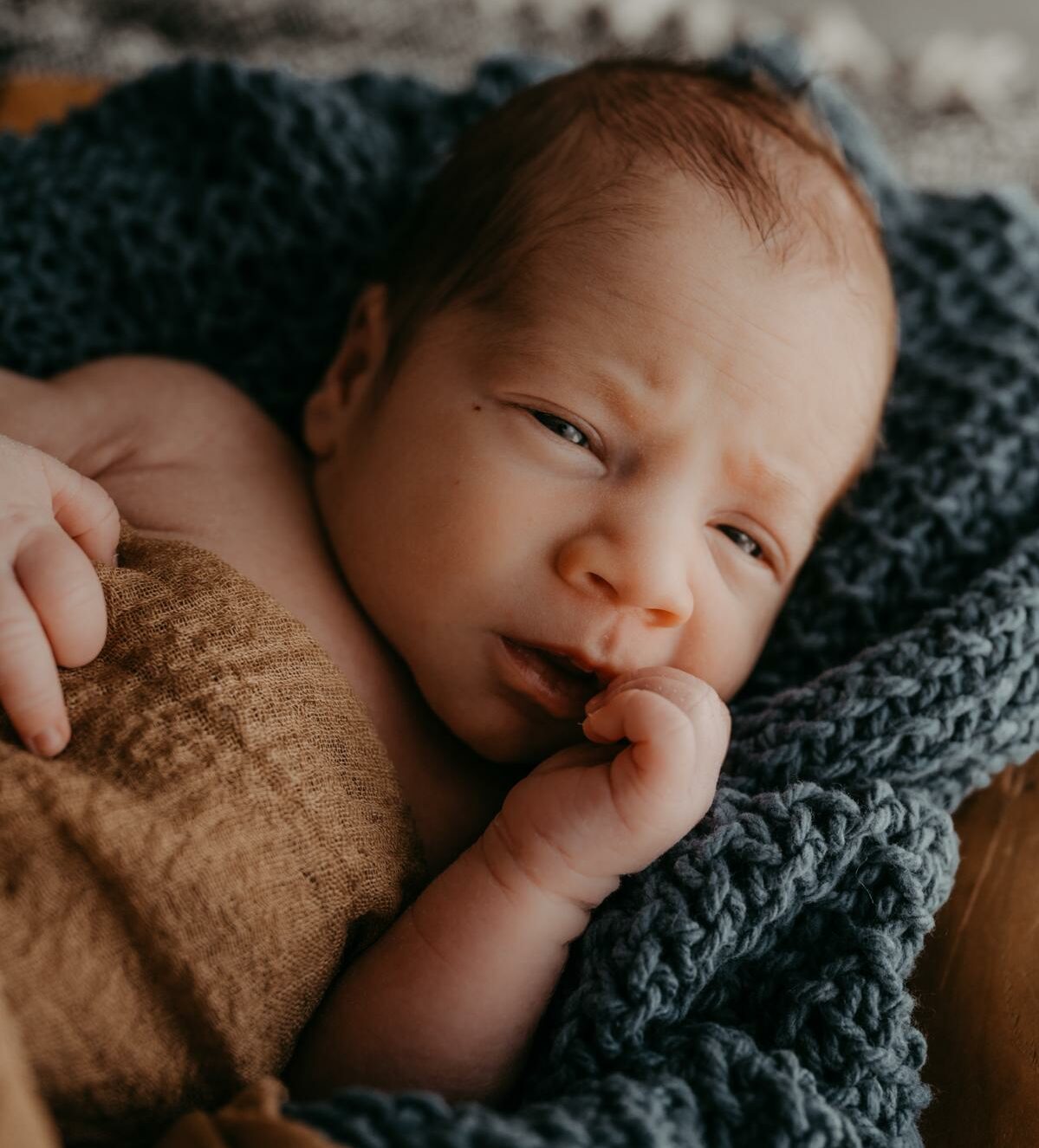 <h3 style="text-align: right"><strong>NEWBORNSHOOTING</strong></h3>